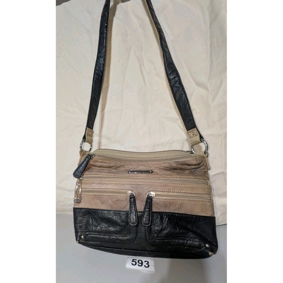 Stone Mountain Accessories Handbags - Stone Mountain Colorblock Shoulder Bag Black/Beige Zip Pockets Silver Hardware